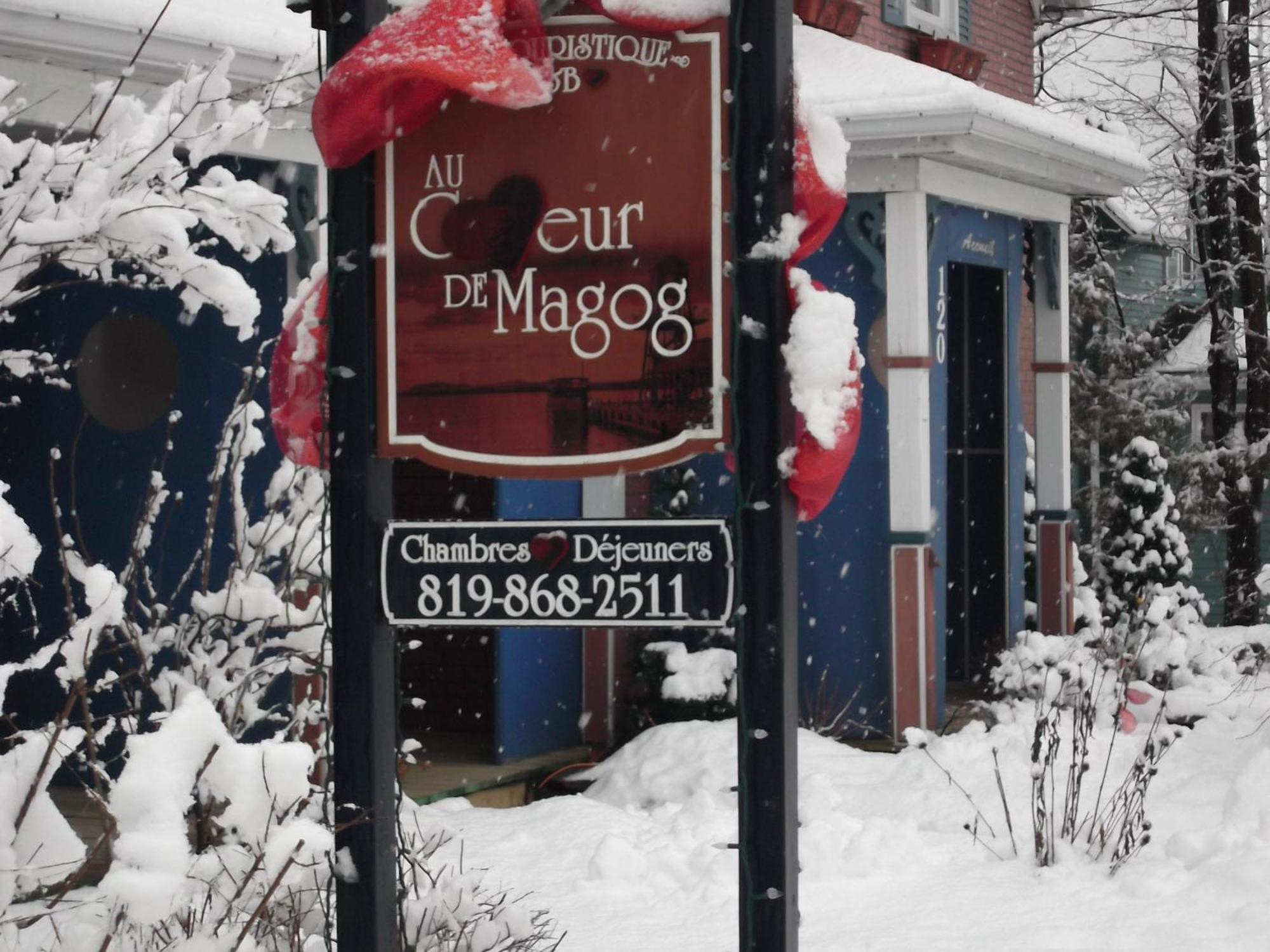 Au Coeur De Magog Bed & Breakfast Luaran gambar