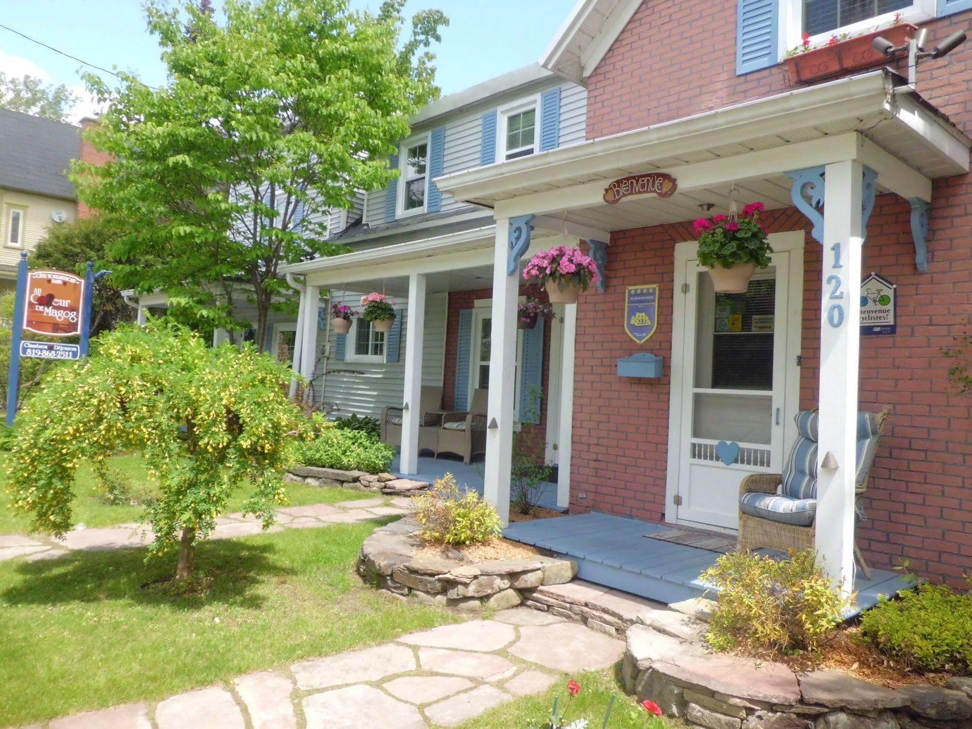 Au Coeur De Magog Bed & Breakfast Luaran gambar