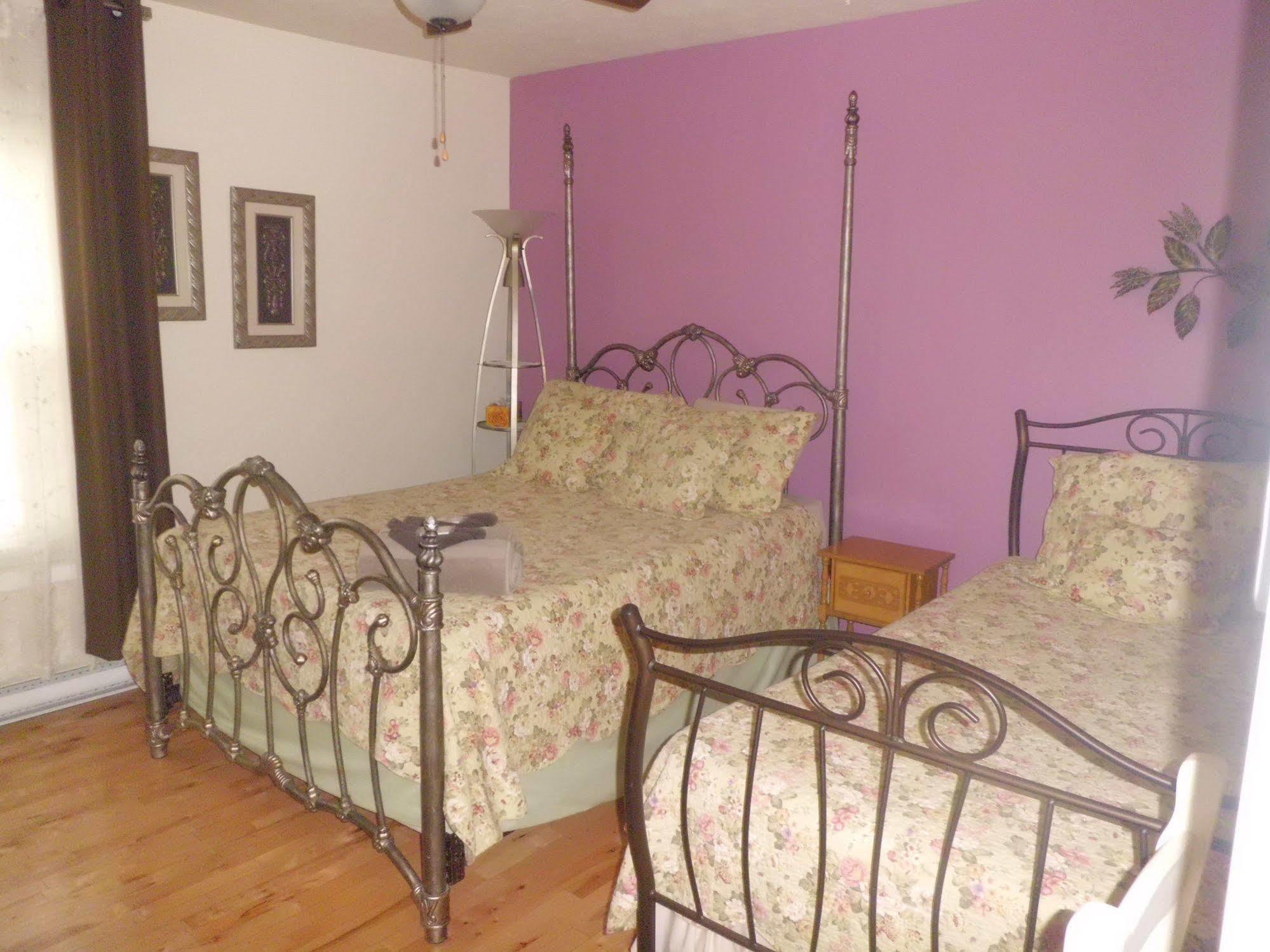 Au Coeur De Magog Bed & Breakfast Luaran gambar